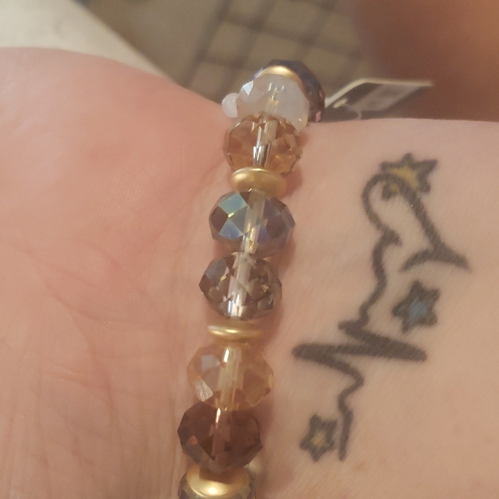 New boutique gold tone chunky beaded bracelet - Picture 7 of 7
